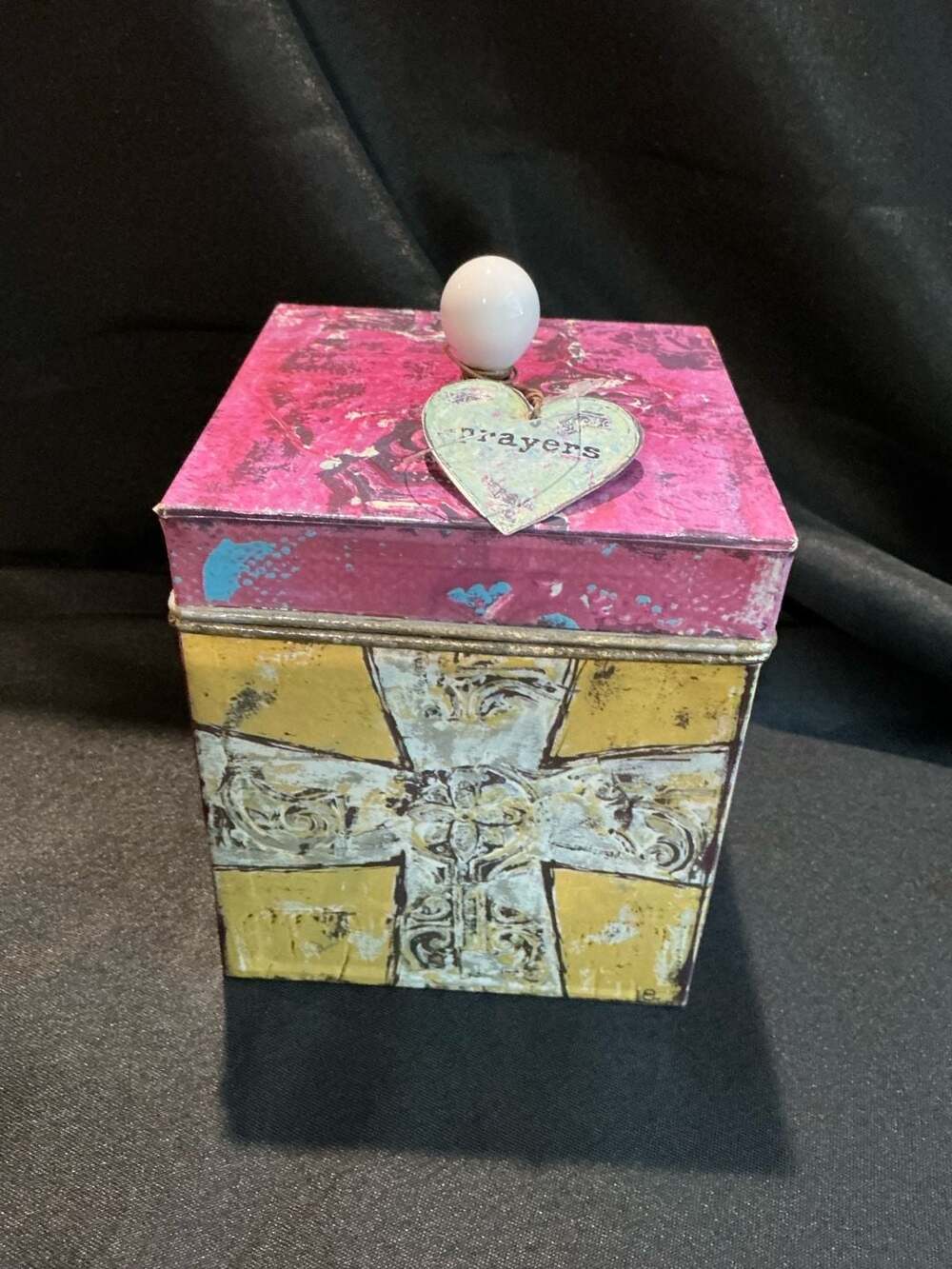 Creative Co-Op Decorative Tin Box Prayers Heart Cross